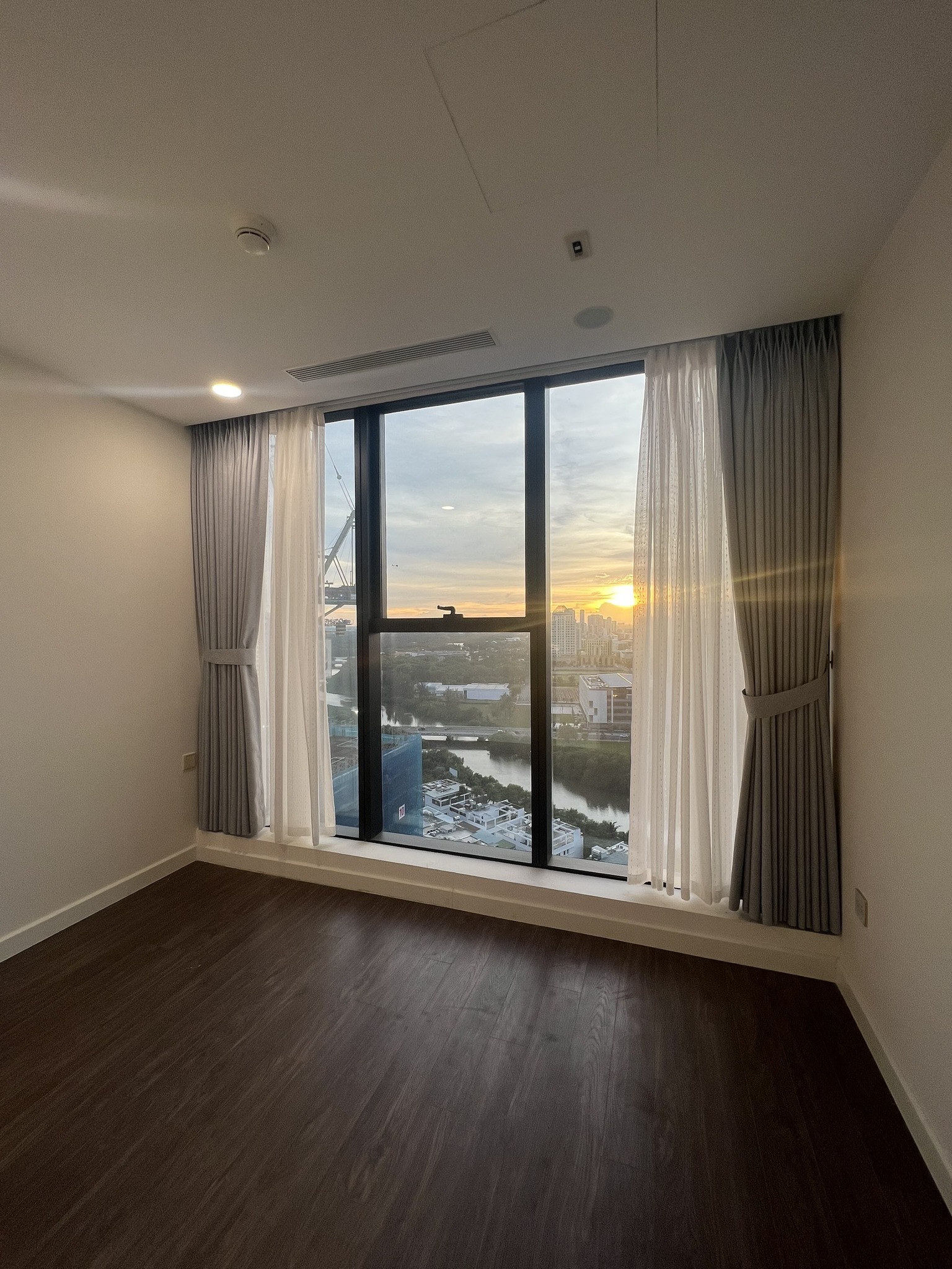 Ảnh thực tế dự án Sunshine City Saigon