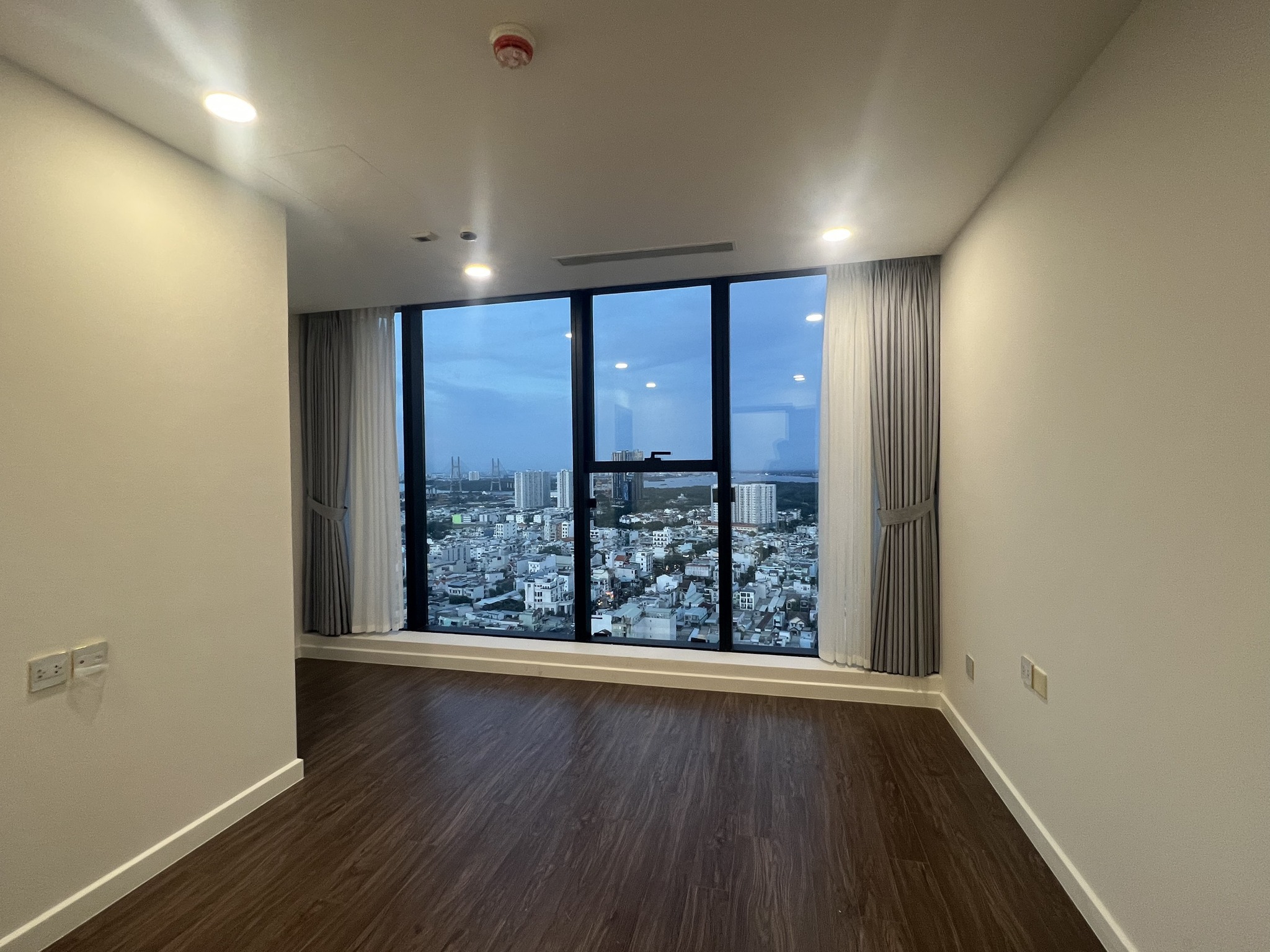 Ảnh thực tế dự án Sunshine City Saigon